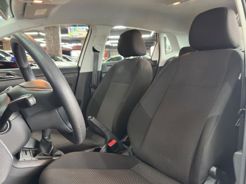 Volkswagen POLO 1.6 MSI TOTAL FLEX MANUAL 2019/2020 CASTELLAN E TOMAZONI MOTORS CAXIAS DO SUL / Carros no Vale Volkswagen POLO 1.6 MSI TOTAL FLEX MANUAL 2019/2020 CASTELLAN E TOMAZONI MOTORS CAXIAS DO SUL / Carros no Vale