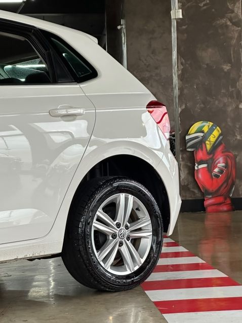 Volkswagen POLO 1.6 MSI TOTAL FLEX MANUAL 2019/2020 CASTELLAN E TOMAZONI MOTORS CAXIAS DO SUL / Carros no Vale Volkswagen POLO 1.6 MSI TOTAL FLEX MANUAL 2019/2020 CASTELLAN E TOMAZONI MOTORS CAXIAS DO SUL / Carros no Vale