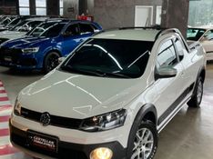 Volkswagen SAVEIRO 1.6 CROSS CE 8V FLEX 2P MANUAL 2015/2015 CASTELLAN E TOMAZONI MOTORS CAXIAS DO SUL / Carros no Vale