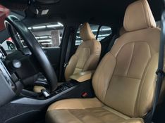 Volvo XC40 2.0 T5 GASOLINA MOMENTUM AWD GEARTRONIC 2020/2020 CASTELLAN E TOMAZONI MOTORS CAXIAS DO SUL / Carros no Vale
