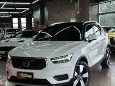 Volvo XC40 2.0 T5 GASOLINA MOMENTUM AWD GEARTRONIC 2020/2020 CASTELLAN E TOMAZONI MOTORS CAXIAS DO SUL / Carros no Vale