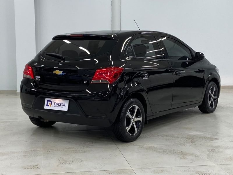 Chevrolet ONIX 1.0 MPFI LT 8V FLEX 4P MANUAL 2019/2019 DRSUL SEMINOVOS CAXIAS DO SUL – LAJEADO – SANTA CRUZ DO SUL / Carros no Vale