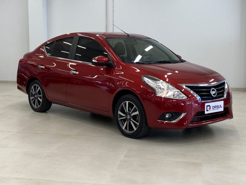 Nissan VERSA 1.6 16V FLEX SL 4P XTRONIC 2017/2018 DRSUL SEMINOVOS CAXIAS DO SUL – LAJEADO – SANTA CRUZ DO SUL / Carros no Vale