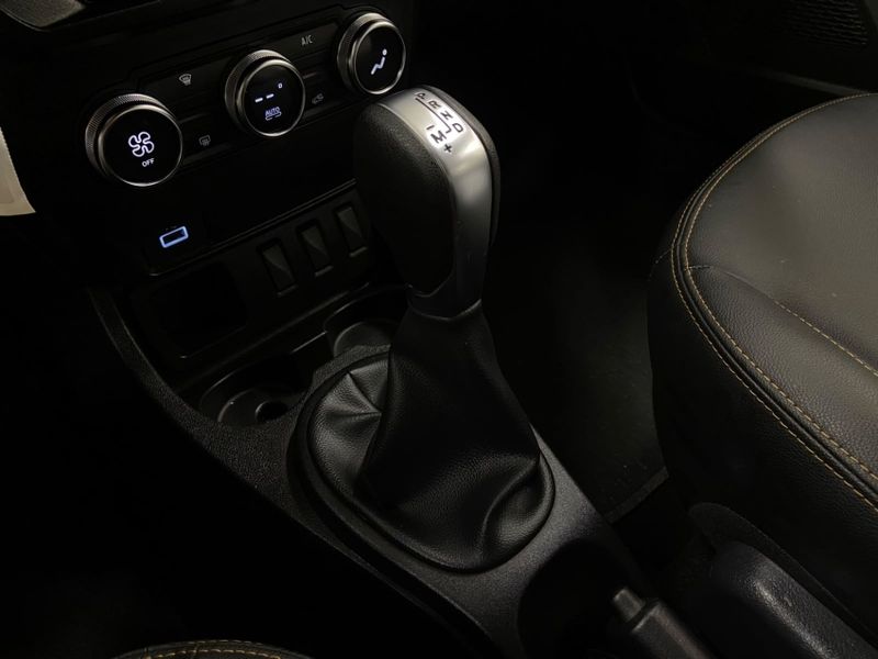 Renault OROCH 1.3 TCE FLEX OUTSIDER X-TRONIC 2023/2024 DRSUL SEMINOVOS CAXIAS DO SUL – LAJEADO – SANTA CRUZ DO SUL / Carros no Vale