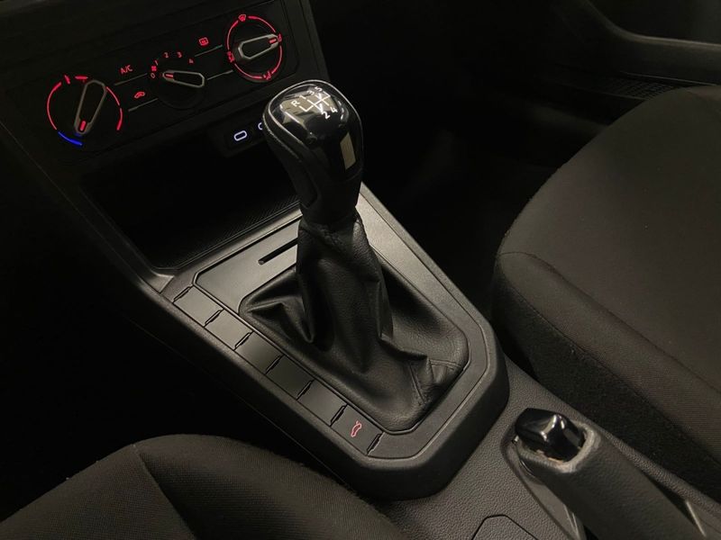 Volkswagen POLO 1.0 MPI TRACK MANUAL 2023/2024 DRSUL SEMINOVOS CAXIAS DO SUL – LAJEADO – SANTA CRUZ DO SUL / Carros no Vale
