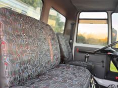Ford Cargo 1517 Turbo Munck 2005/2005 CAMINHÕES & CAMIONETAS PASSO FUNDO / Carros no Vale