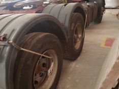 Iveco Eurotech MP 450-E37 2p 6×2 2004/2004 CAMINHÕES & CAMIONETAS PASSO FUNDO / Carros no Vale