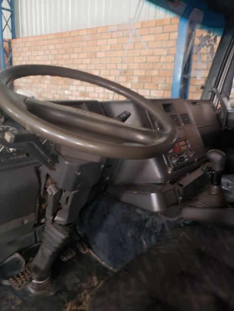 Iveco Eurotech MP 450-E37 2p 6×2 2004/2004 CAMINHÕES & CAMIONETAS PASSO FUNDO / Carros no Vale