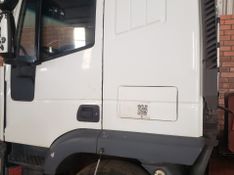 Iveco Eurotech MP 450-E37 2p 6×2 2004/2004 CAMINHÕES & CAMIONETAS PASSO FUNDO / Carros no Vale