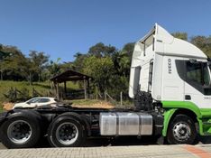 Iveco Stralis 530-S36T TB 6×2 2p 2012/2013 CAMINHÕES & CAMIONETAS PASSO FUNDO / Carros no Vale