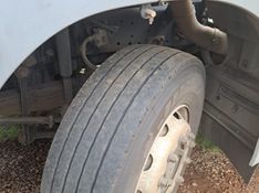 Mercedes-Benz Axor 2644 S/LS 6×4 2013/2013 CAMINHÕES & CAMIONETAS PASSO FUNDO / Carros no Vale