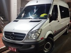 Mercedes-Benz SPRINTER 2.2 415 CDI VAN 16 LUGARES TETO ALTO 16V BI-TURBO DIESEL MANUAL 2013/2013 CAMINHÕES & CAMIONETAS PASSO FUNDO / Carros no Vale