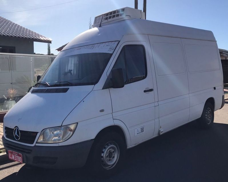 Mercedes-Benz SPRINTER 2.2 FURGÃO 311 CDI LONGO TETO BAIXO DIESEL 3P MANUAL 2009/2010 CAMINHÕES & CAMIONETAS PASSO FUNDO / Carros no Vale