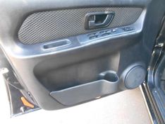Mitsubishi PAJERO TR4 2.0 GLS 4X4 16V FLEX 4P MANUAL 2011/2012 CAMINHÕES & CAMIONETAS PASSO FUNDO / Carros no Vale