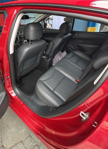 Peugeot 308 1.6 GRIFFE THP 16V FLEX 4P AUTOMÁTICO 2015/2016 CAMINHÕES & CAMIONETAS PASSO FUNDO / Carros no Vale