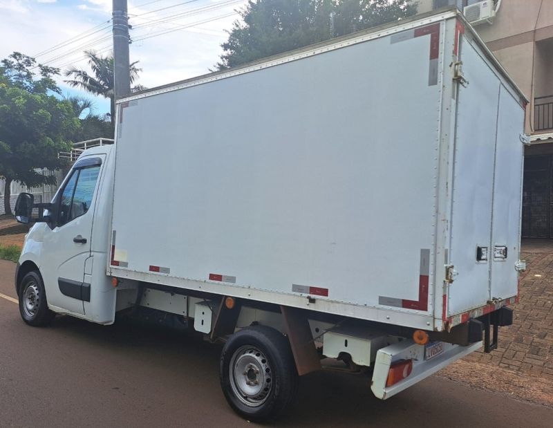 Renault MASTER 2.3 DCI CHASSI CABINE L2H1 16V DIESEL 2P MANUAL 2014/2015 CAMINHÕES & CAMIONETAS PASSO FUNDO / Carros no Vale Renault MASTER 2.3 DCI CHASSI CABINE L2H1 16V DIESEL 2P MANUAL 2014/2015 CAMINHÕES & CAMIONETAS PASSO FUNDO / Carros no Vale