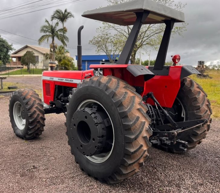 Trator Trator Massey Ferguson 296 4×4 1989/1989 CAMINHÕES & CAMIONETAS PASSO FUNDO / Carros no Vale