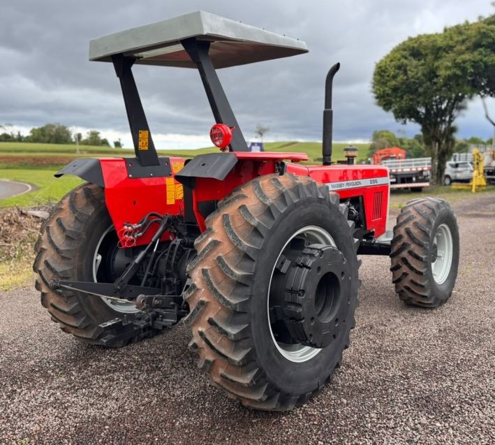 Trator Trator Massey Ferguson 296 4×4 1989/1989 CAMINHÕES & CAMIONETAS PASSO FUNDO / Carros no Vale
