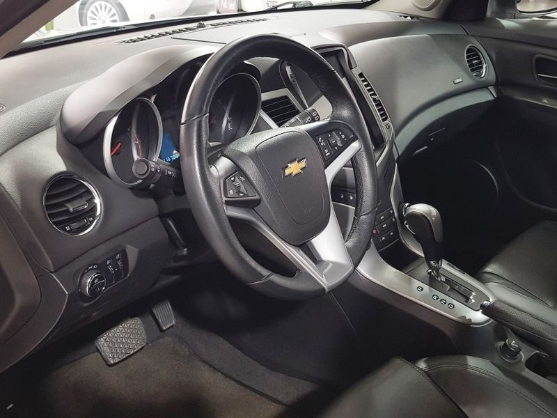 Chevrolet CRUZE 1.8 LT SPORT6 16V FLEX 4P AUTOMÁTICO 2012/2012 ADVANT AUTOMÓVEIS CAXIAS DO SUL / Carros no Vale Chevrolet CRUZE 1.8 LT SPORT6 16V FLEX 4P AUTOMÁTICO 2012/2012 ADVANT AUTOMÓVEIS CAXIAS DO SUL / Carros no Vale