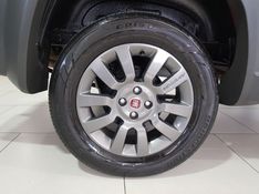 Fiat STRADA 1.8 MPI ADVENTURE CD 16V FLEX 3P MANUAL 2015/2015 ADVANT AUTOMÓVEIS CAXIAS DO SUL / Carros no Vale