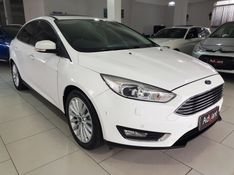 Ford FOCUS 2.0 TITANIUM PLUS FASTBACK 16V FLEX 4P POWERSHIFT 2017/2018 ADVANT AUTOMÓVEIS CAXIAS DO SUL / Carros no Vale
