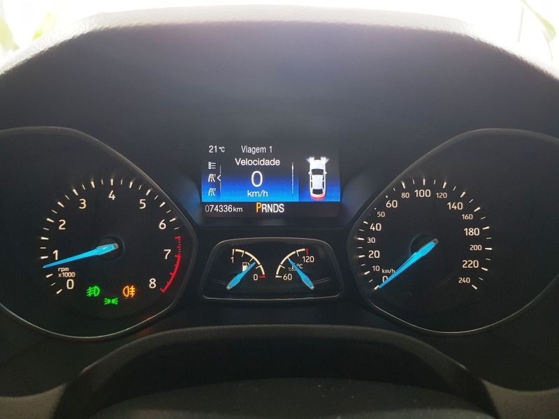 Ford FOCUS 2.0 TITANIUM PLUS FASTBACK 16V FLEX 4P POWERSHIFT 2017/2018 ADVANT AUTOMÓVEIS CAXIAS DO SUL / Carros no Vale Ford FOCUS 2.0 TITANIUM PLUS FASTBACK 16V FLEX 4P POWERSHIFT 2017/2018 ADVANT AUTOMÓVEIS CAXIAS DO SUL / Carros no Vale