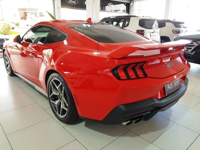 Ford MUSTANG 5.0 V8 GASOLINA GT PERFORMANCE SELECTSHIFT 2024/2024 ADVANT AUTOMÓVEIS CAXIAS DO SUL / Carros no Vale