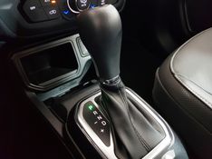 JEEP RENEGADE 1.3 T270 TURBO FLEX LONGITUDE AT6 2023/2024 ADVANT AUTOMÓVEIS CAXIAS DO SUL / Carros no Vale