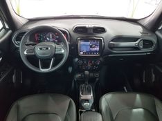 JEEP RENEGADE 1.3 T270 TURBO FLEX S 4X4 AT9 2022/2022 ADVANT AUTOMÓVEIS CAXIAS DO SUL / Carros no Vale
