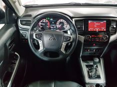 Mitsubishi L200 TRITON 2.4 16V TURBO DIESEL SPORT HPE-S CD 4P 4X4 AUTOMÁTICO 2021/2022 ADVANT AUTOMÓVEIS CAXIAS DO SUL / Carros no Vale