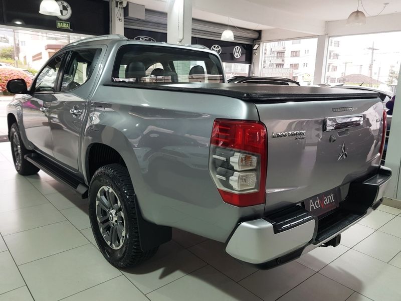 Mitsubishi L200 TRITON 2.4 16V TURBO DIESEL SPORT HPE-S CD 4P 4X4 AUTOMÁTICO 2021/2022 ADVANT AUTOMÓVEIS CAXIAS DO SUL / Carros no Vale