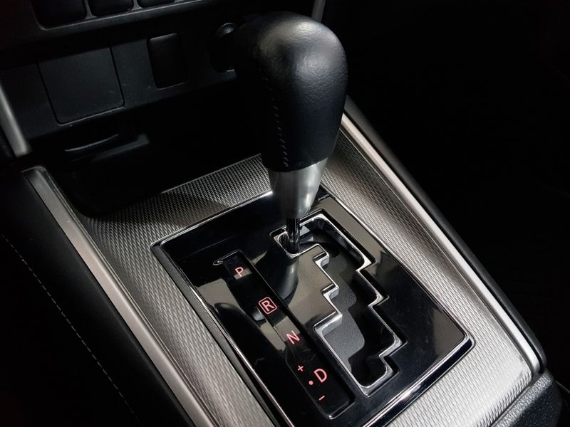 Mitsubishi L200 TRITON 2.4 16V TURBO DIESEL SPORT HPE-S CD 4P 4X4 AUTOMÁTICO 2021/2022 ADVANT AUTOMÓVEIS CAXIAS DO SUL / Carros no Vale