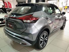 Nissan KICKS 1.6 16V FLEXSTART EXCLUSIVE XTRONIC 2023/2024 ADVANT AUTOMÓVEIS CAXIAS DO SUL / Carros no Vale