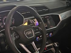 Audi Q3 2.0 40 TFSI GASOLINA ANNIVERSARY EDITION QUATTRO TIPTRONIC 2023/2024 CARRO DEZ NOVO HAMBURGO / Carros no Vale
