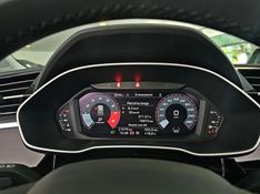 Audi Q3 2.0 40 TFSI GASOLINA ANNIVERSARY EDITION QUATTRO TIPTRONIC 2023/2024 CARRO DEZ NOVO HAMBURGO / Carros no Vale