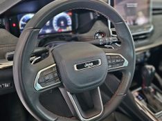 JEEP COMMANDER 1.3 T270 TURBO FLEX LIMITED AT6 2023/2024 CARRO DEZ NOVO HAMBURGO / Carros no Vale