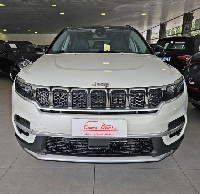 JEEP COMMANDER 1.3 T270 TURBO FLEX LIMITED AT6 2023/2024 CARRO DEZ NOVO HAMBURGO / Carros no Vale JEEP COMMANDER 1.3 T270 TURBO FLEX LIMITED AT6 2023/2024 CARRO DEZ NOVO HAMBURGO / Carros no Vale