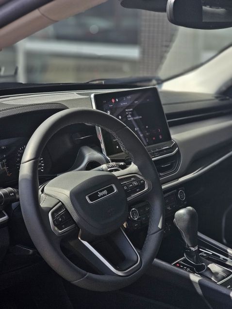 JEEP COMPASS 1.3 T270 TURBO FLEX LONGITUDE AT6 2022/2022 CARRO DEZ NOVO HAMBURGO / Carros no Vale JEEP COMPASS 1.3 T270 TURBO FLEX LONGITUDE AT6 2022/2022 CARRO DEZ NOVO HAMBURGO / Carros no Vale