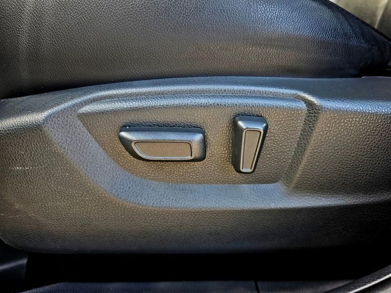 Mitsubishi ECLIPSE CROSS 1.5 MIVEC TURBO GASOLINA HPE CVT 2023/2024 CARRO DEZ NOVO HAMBURGO / Carros no Vale Mitsubishi ECLIPSE CROSS 1.5 MIVEC TURBO GASOLINA HPE CVT 2023/2024 CARRO DEZ NOVO HAMBURGO / Carros no Vale