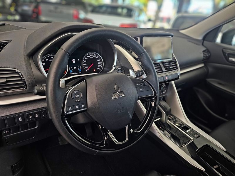 Mitsubishi ECLIPSE CROSS 1.5 MIVEC TURBO GASOLINA HPE CVT 2023/2024 CARRO DEZ NOVO HAMBURGO / Carros no Vale Mitsubishi ECLIPSE CROSS 1.5 MIVEC TURBO GASOLINA HPE CVT 2023/2024 CARRO DEZ NOVO HAMBURGO / Carros no Vale