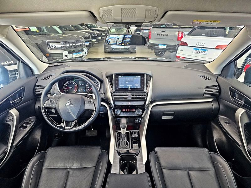 Mitsubishi ECLIPSE CROSS 1.5 MIVEC TURBO GASOLINA HPE CVT 2023/2024 CARRO DEZ NOVO HAMBURGO / Carros no Vale Mitsubishi ECLIPSE CROSS 1.5 MIVEC TURBO GASOLINA HPE CVT 2023/2024 CARRO DEZ NOVO HAMBURGO / Carros no Vale