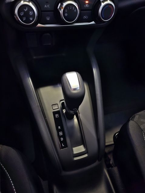 Nissan KICKS 1.6 16V FLEXSTART SENSE XTRONIC 2024/2024 CARRO DEZ NOVO HAMBURGO / Carros no Vale Nissan KICKS 1.6 16V FLEXSTART SENSE XTRONIC 2024/2024 CARRO DEZ NOVO HAMBURGO / Carros no Vale