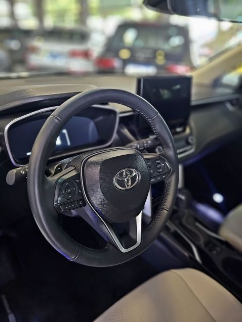Toyota COROLLA CROSS 2.0 VVT-IE FLEX XRX DIRECT SHIFT 2025/2026 CARRO DEZ NOVO HAMBURGO / Carros no Vale
