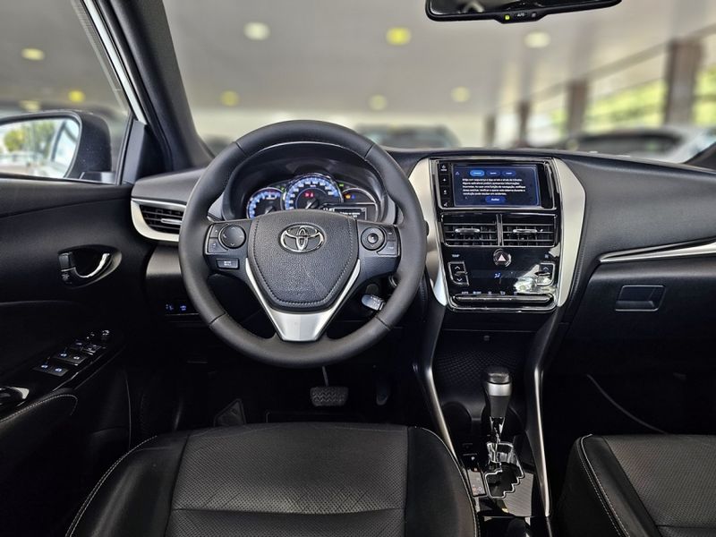 Toyota YARIS 1.5 16V FLEX XLS MULTIDRIVE 2019/2019 CARRO DEZ NOVO HAMBURGO / Carros no Vale Toyota YARIS 1.5 16V FLEX XLS MULTIDRIVE 2019/2019 CARRO DEZ NOVO HAMBURGO / Carros no Vale