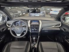 Toyota YARIS 1.5 16V FLEX XLS MULTIDRIVE 2019/2019 CARRO DEZ NOVO HAMBURGO / Carros no Vale