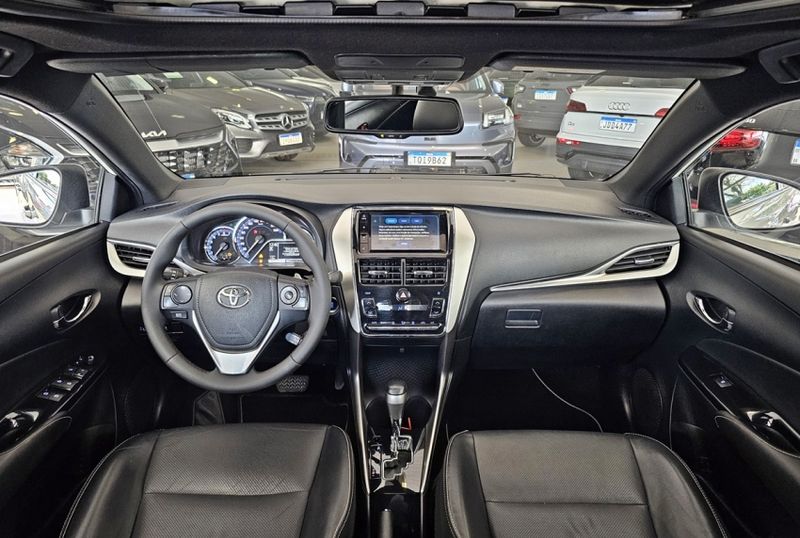 Toyota YARIS 1.5 16V FLEX XLS MULTIDRIVE 2019/2019 CARRO DEZ NOVO HAMBURGO / Carros no Vale Toyota YARIS 1.5 16V FLEX XLS MULTIDRIVE 2019/2019 CARRO DEZ NOVO HAMBURGO / Carros no Vale