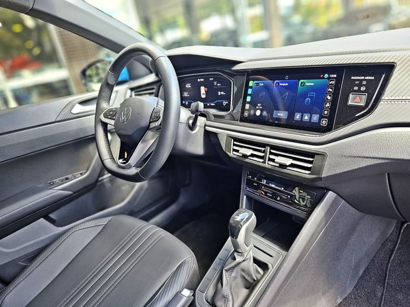 Volkswagen NIVUS 1.0 200 TSI TOTAL FLEX HIGHLINE AUTOMÁTICO 2025/2025 CARRO DEZ NOVO HAMBURGO / Carros no Vale Volkswagen NIVUS 1.0 200 TSI TOTAL FLEX HIGHLINE AUTOMÁTICO 2025/2025 CARRO DEZ NOVO HAMBURGO / Carros no Vale