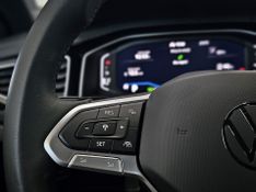 Volkswagen NIVUS 1.0 200 TSI TOTAL FLEX HIGHLINE AUTOMÁTICO 2025/2025 CARRO DEZ NOVO HAMBURGO / Carros no Vale