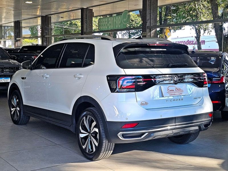 Volkswagen T-CROSS 1.4 250 TSI TOTAL FLEX HIGHLINE AUTOMÁTICO 2022/2022 CARRO DEZ NOVO HAMBURGO / Carros no Vale Volkswagen T-CROSS 1.4 250 TSI TOTAL FLEX HIGHLINE AUTOMÁTICO 2022/2022 CARRO DEZ NOVO HAMBURGO / Carros no Vale