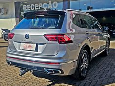 Volkswagen TIGUAN 2.0 300 TSI GASOLINA ALLSPACE R-LINE AUTOMÁTICO 2024/2024 CARRO DEZ NOVO HAMBURGO / Carros no Vale